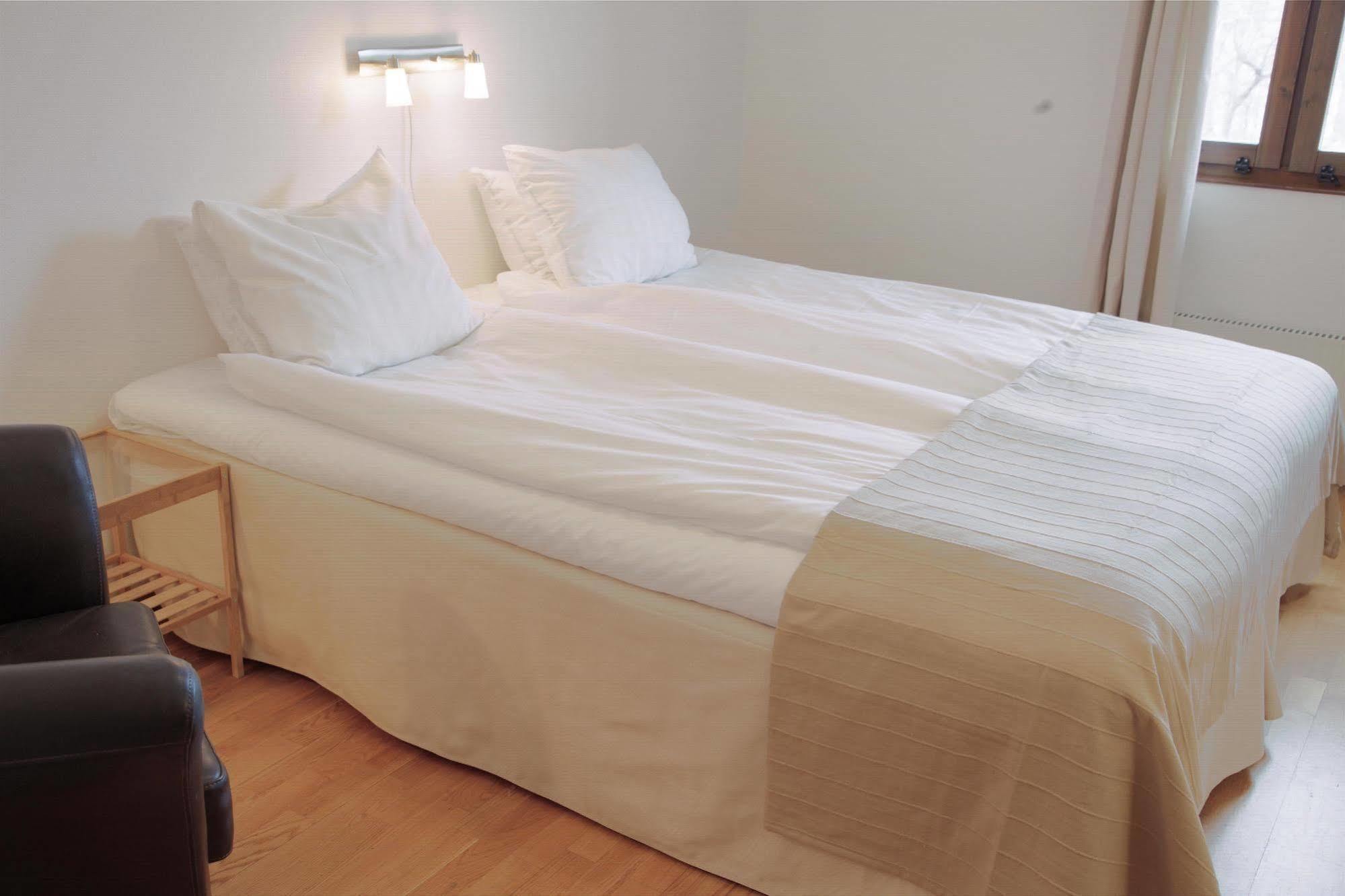 Best Western Hotel Park Astoria Enkoping Bagian luar foto